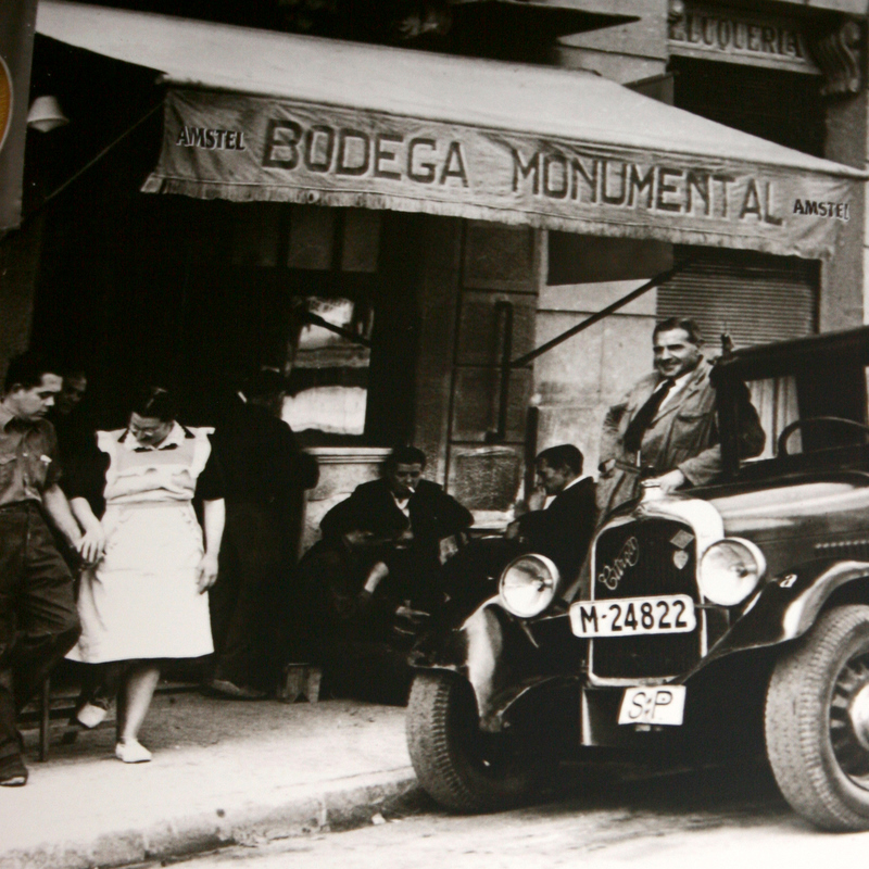 Logotipo de Restaurante Bodega Monumental