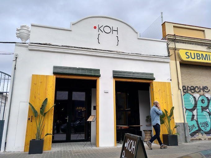 Logotipo de Restaurante Koh 